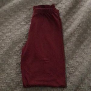 🕶Wonderful soft leggings great for fall🕶